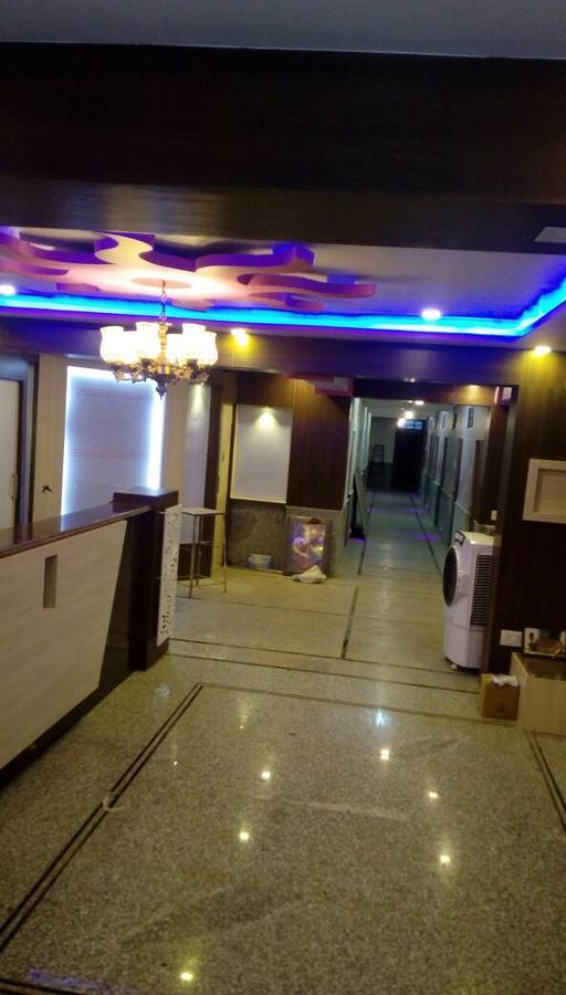 Hotel Pink Shark Sikar Kültér fotó