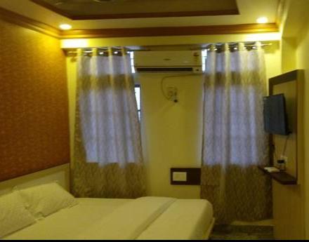 Hotel Pink Shark Sikar Kültér fotó